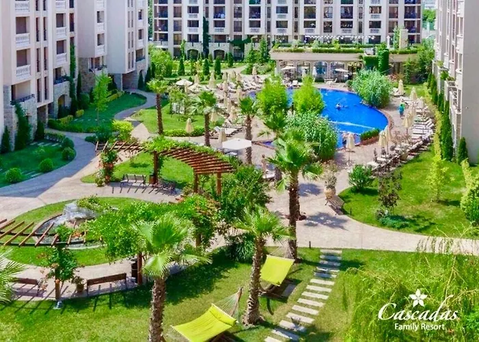 Apartment студио каскадас м5